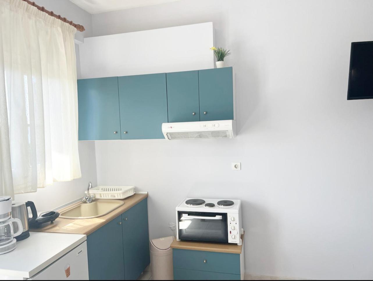 Ilias Apartments Finikounta Exterior foto